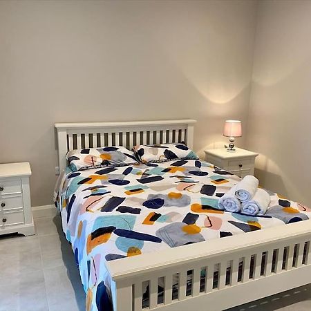 Erne Getaway No.8 Brand New 1 Bed Apartment Ενισκίλεν Εξωτερικό φωτογραφία