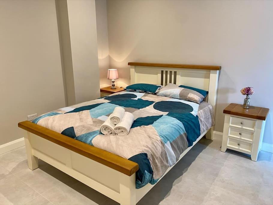 Erne Getaway No.8 Brand New 1 Bed Apartment Ενισκίλεν Εξωτερικό φωτογραφία
