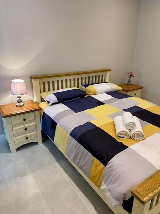 Erne Getaway No.8 Brand New 1 Bed Apartment Ενισκίλεν Εξωτερικό φωτογραφία