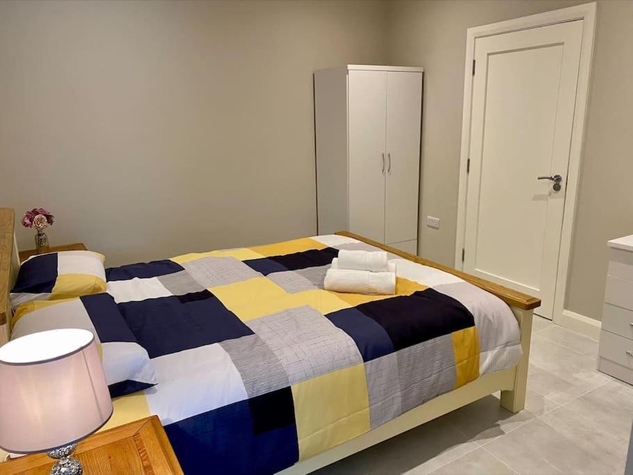 Erne Getaway No.8 Brand New 1 Bed Apartment Ενισκίλεν Εξωτερικό φωτογραφία