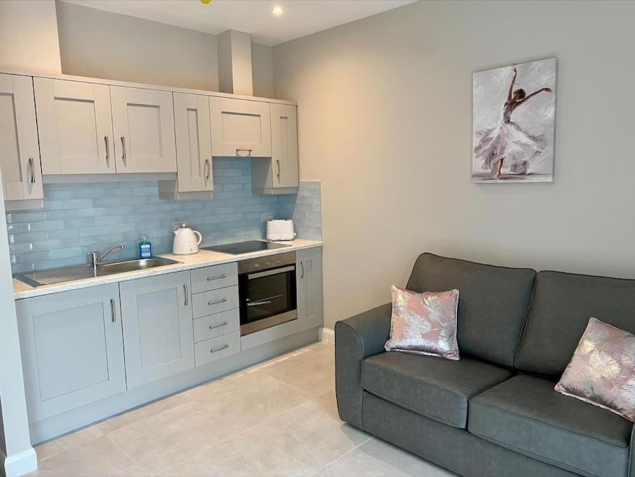 Erne Getaway No.8 Brand New 1 Bed Apartment Ενισκίλεν Εξωτερικό φωτογραφία