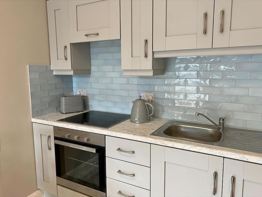 Erne Getaway No.8 Brand New 1 Bed Apartment Ενισκίλεν Εξωτερικό φωτογραφία