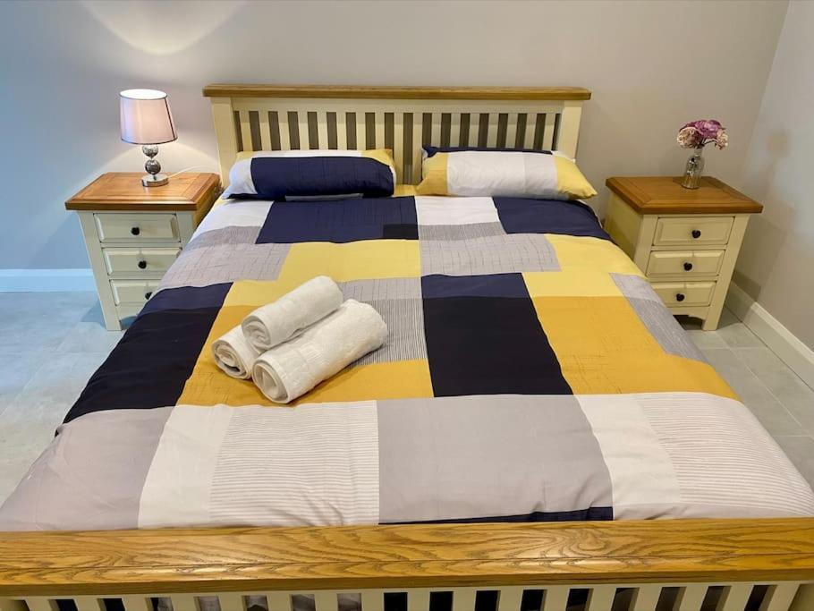 Erne Getaway No.8 Brand New 1 Bed Apartment Ενισκίλεν Εξωτερικό φωτογραφία